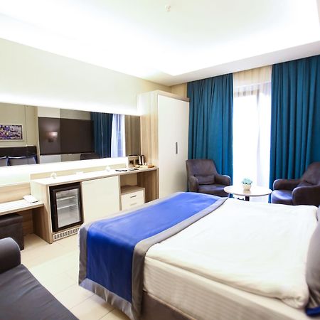 Random Suit Otel Istanbul Eksteriør bilde